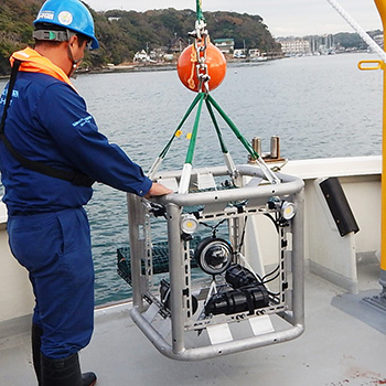 高性能深海探査ROV（360度撮影可能なカメラ）
